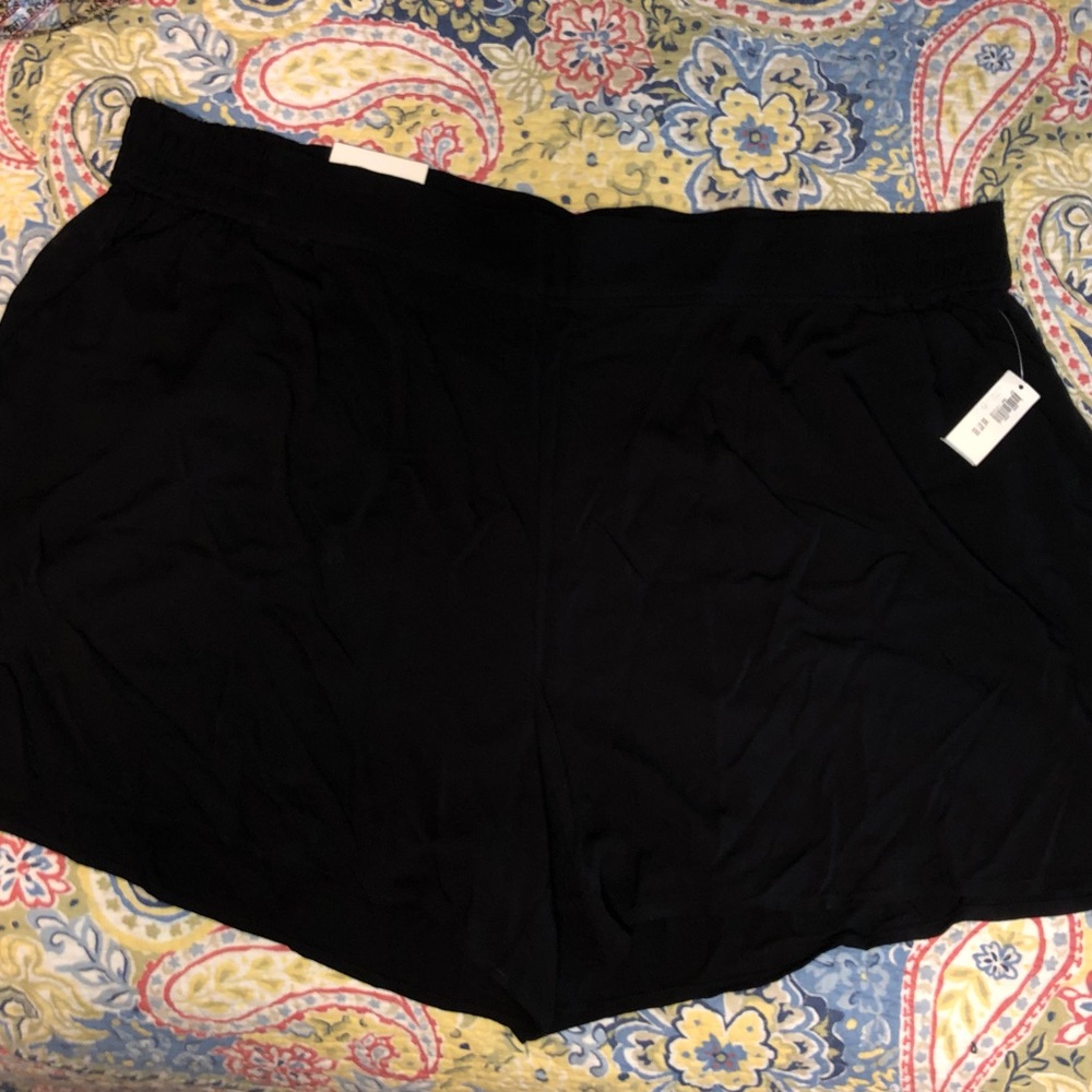 Old Navy Black Dress Shorts